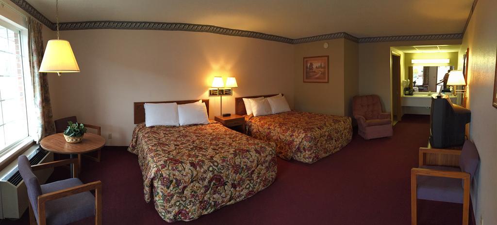 Twelve Oaks Inn Branson Exterior foto
